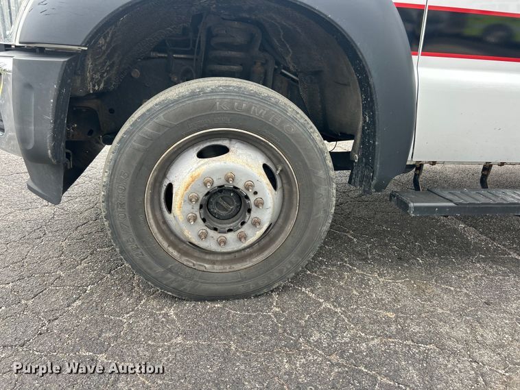 image for item FC5312 2015 Ford F550 XL Super Duty utility / service truck