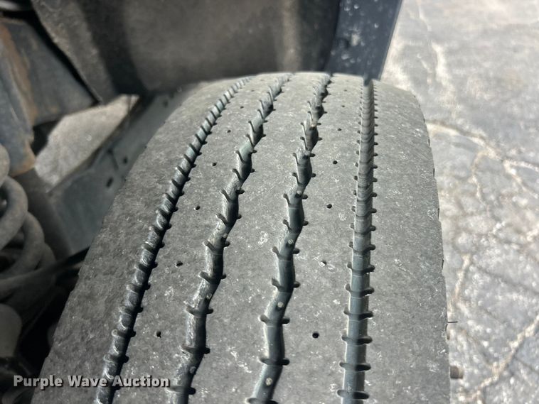 image for item FC5312 2015 Ford F550 XL Super Duty utility / service truck