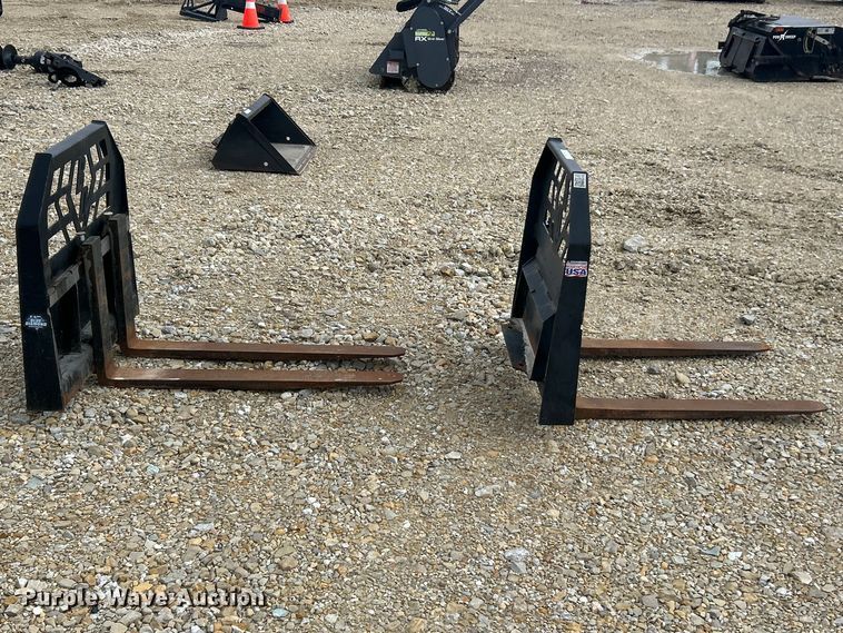 image for item FC5326 (2) skid steer forks