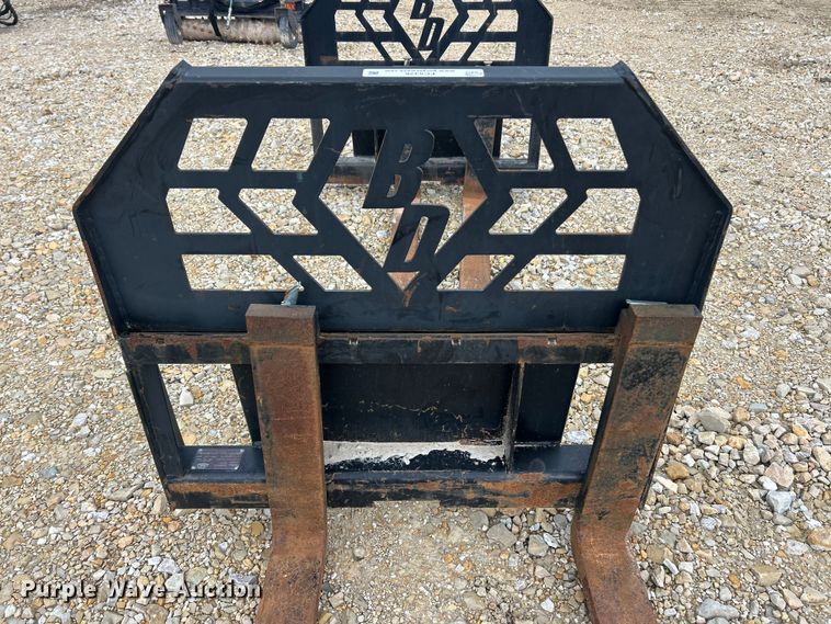 image for item FC5326 (2) skid steer forks