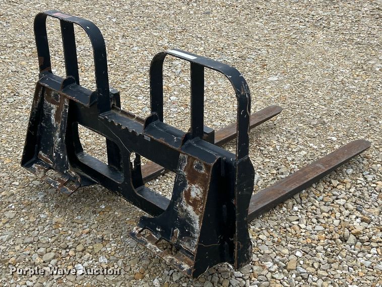 image for item FC5328 HLA HD55BO500 skid steer forks