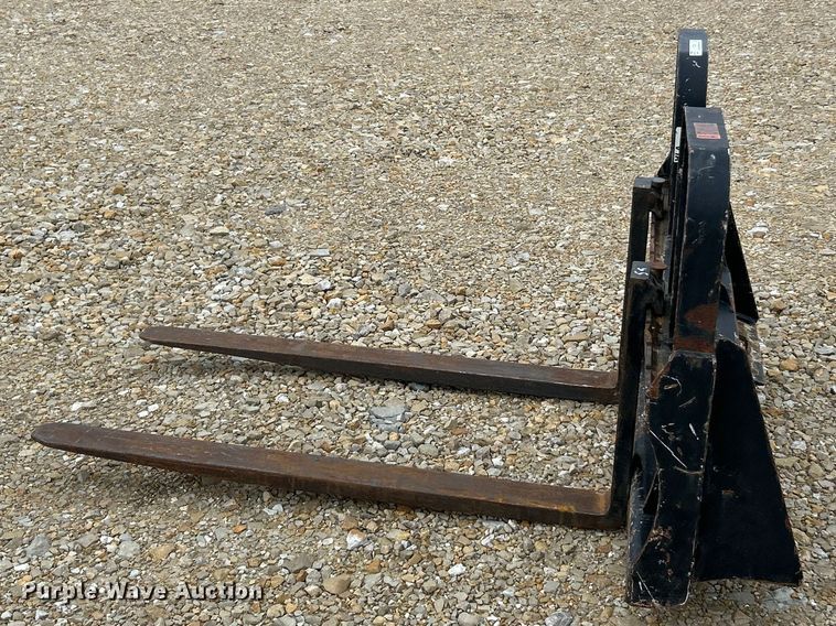 image for item FC5328 HLA HD55BO500 skid steer forks