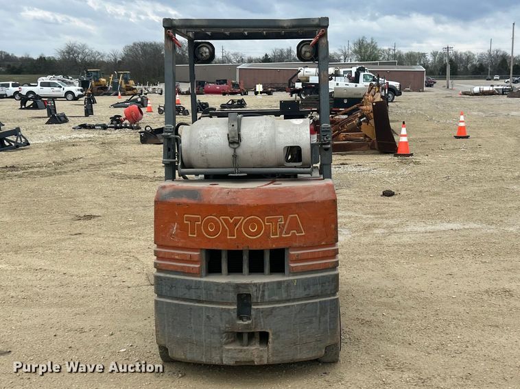 image for item FC5339 Toyota 5FGC25 forklift