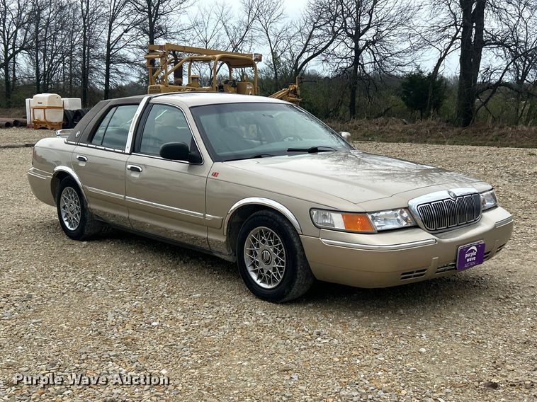 image for item FC5341 2000 Mercury Grand Marquis GS 