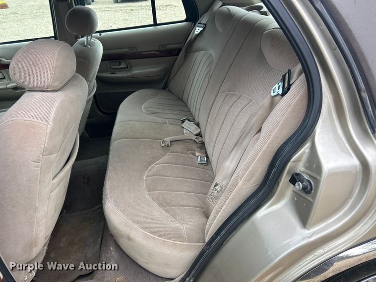 image for item FC5341 2000 Mercury Grand Marquis GS 