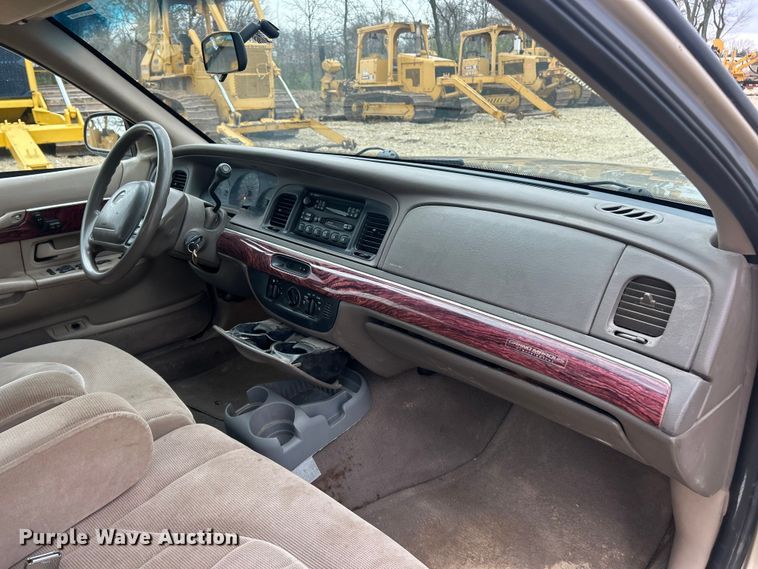 image for item FC5341 2000 Mercury Grand Marquis GS 