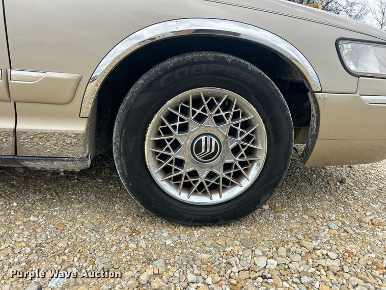 image for item FC5341 2000 Mercury Grand Marquis GS 