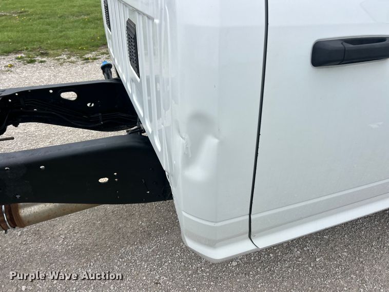 image for item FC5343 2012 Dodge Ram 4500HD truck cab and chassis