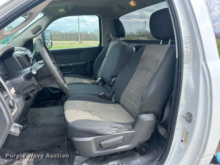 image for item FC5343 2012 Dodge Ram 4500HD truck cab and chassis