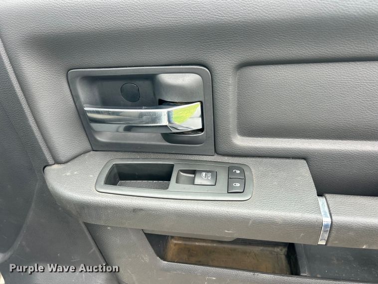 image for item FC5343 2012 Dodge Ram 4500HD truck cab and chassis