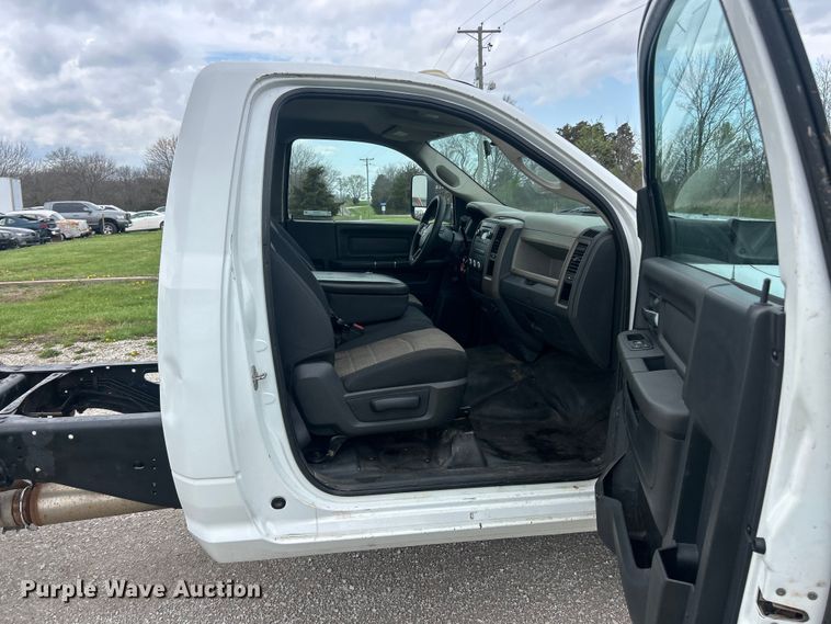 image for item FC5343 2012 Dodge Ram 4500HD truck cab and chassis