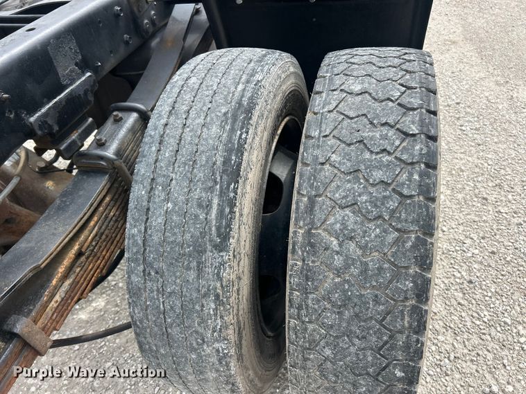 image for item FC5343 2012 Dodge Ram 4500HD truck cab and chassis