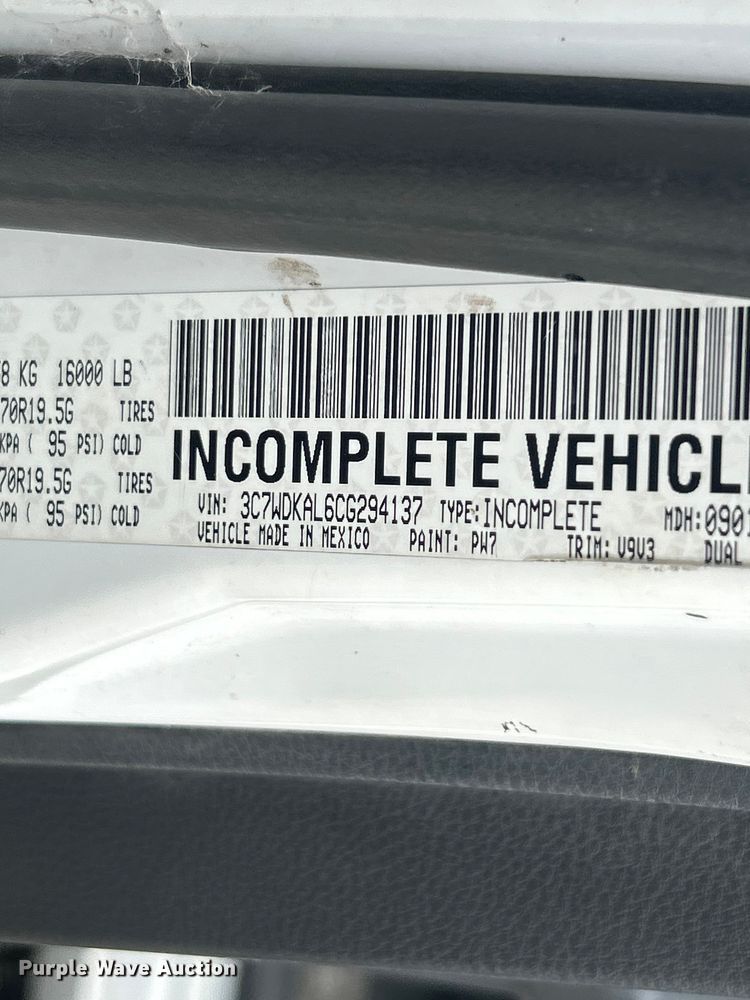 image for item FC5343 2012 Dodge Ram 4500HD truck cab and chassis