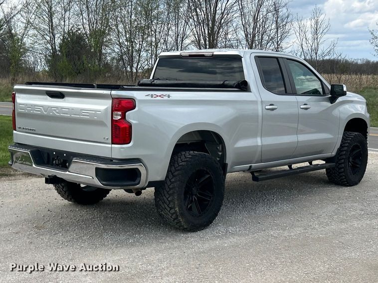 image for item FC5344 2020 Chevrolet Silverado 1500 LT Ext. Cab pickup truck