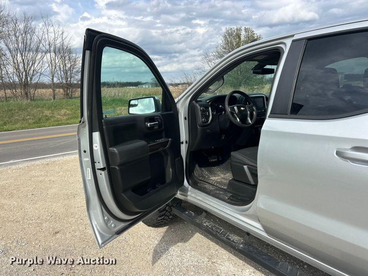 image for item FC5344 2020 Chevrolet Silverado 1500 LT Ext. Cab pickup truck