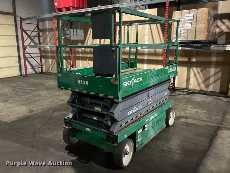 image for item FC5346 Skyjack SJ 4626 scissor lift