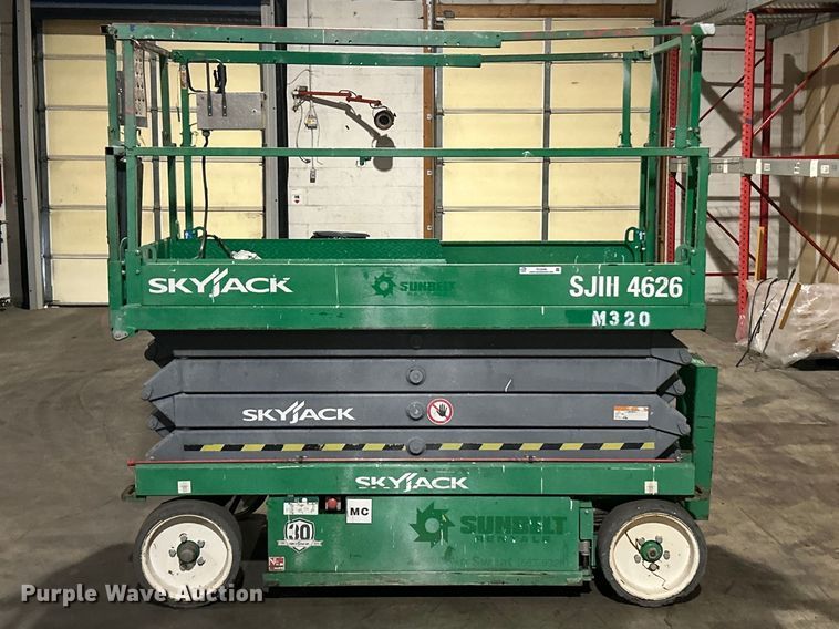 image for item FC5346 Skyjack SJ 4626 scissor lift