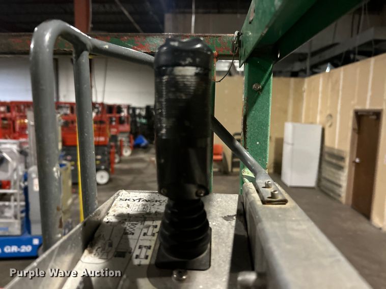 image for item FC5346 Skyjack SJ 4626 scissor lift