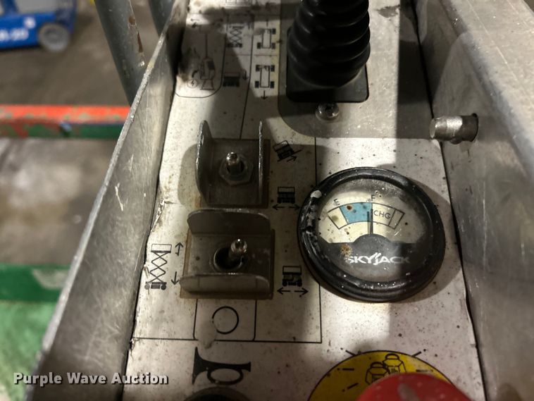 image for item FC5346 Skyjack SJ 4626 scissor lift