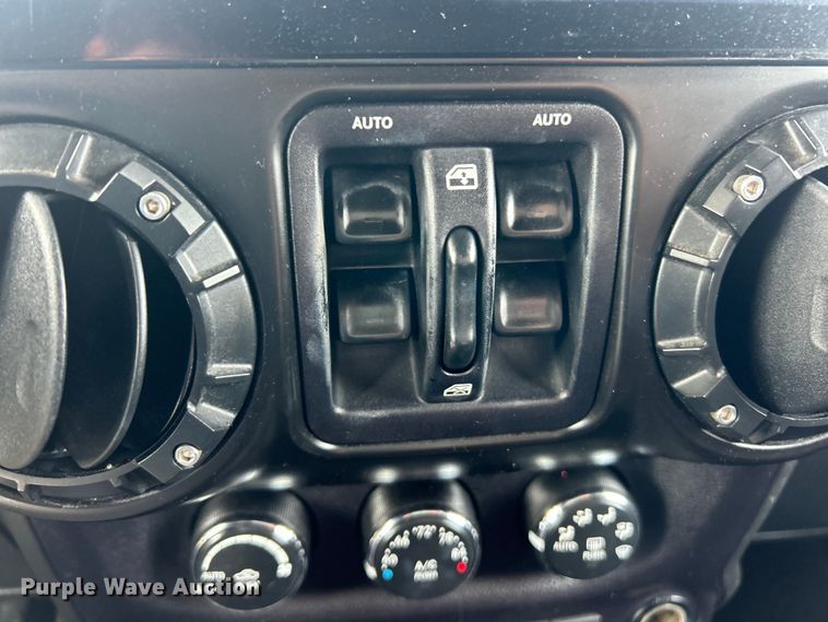 image for item FC5348 2014 Jeep Wrangler SUV