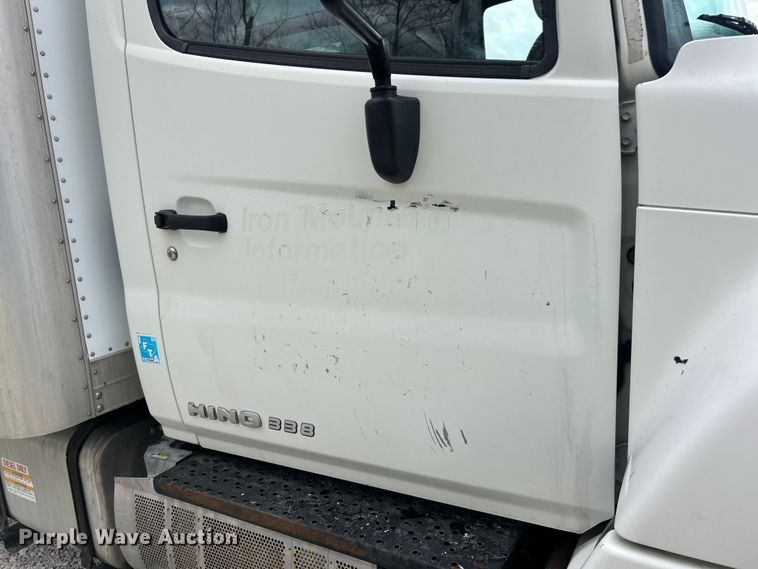image for item FC5350 2013 Hino 338 box truck