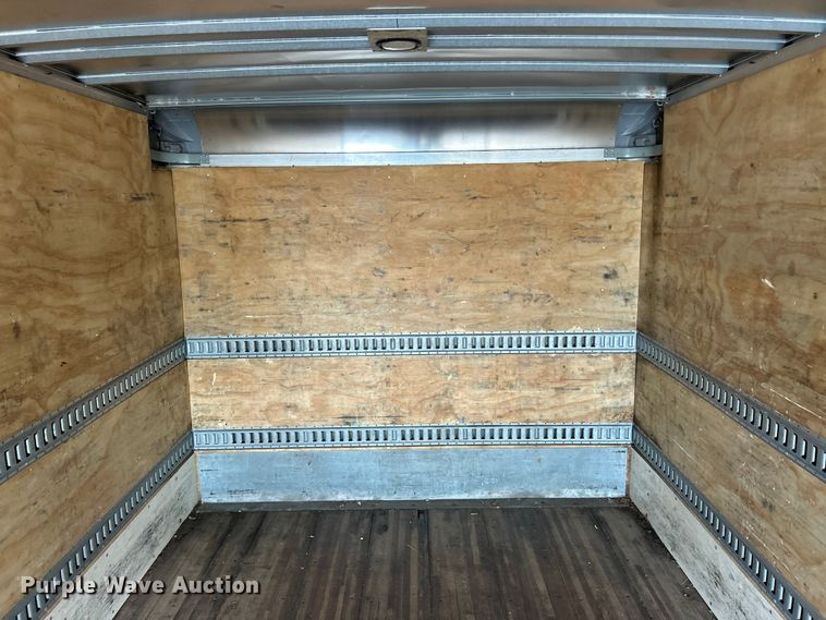 image for item FC5350 2013 Hino 338 box truck