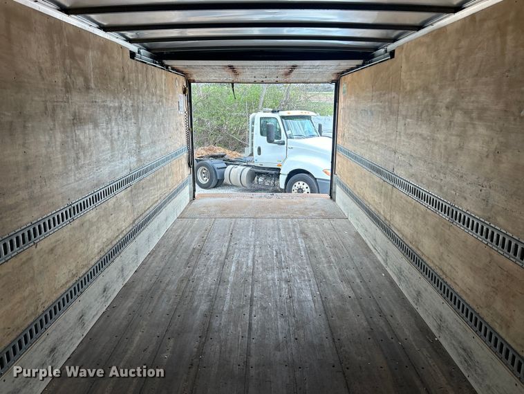 image for item FC5350 2013 Hino 338 box truck