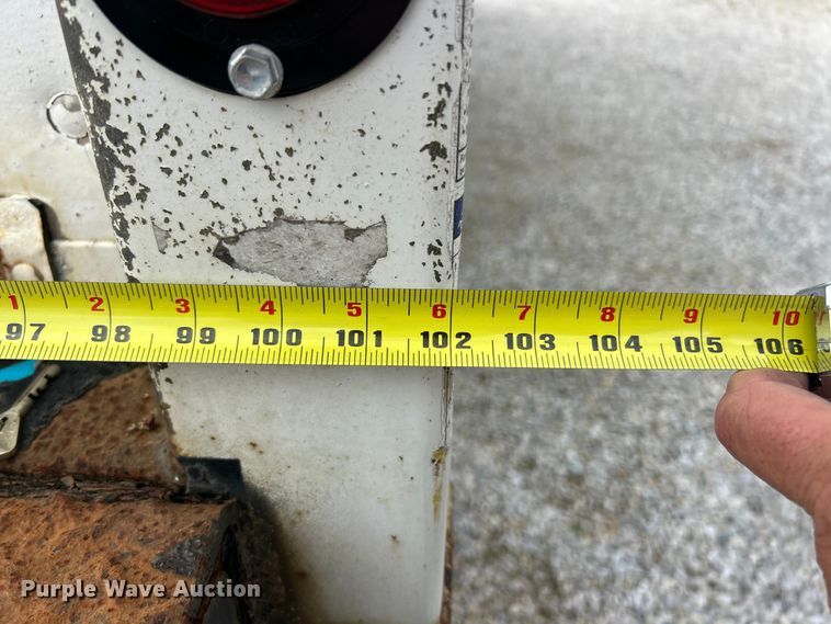 image for item FC5350 2013 Hino 338 box truck