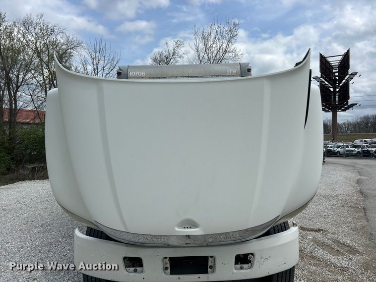 image for item FC5350 2013 Hino 338 box truck