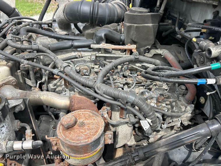 image for item FC5350 2013 Hino 338 box truck