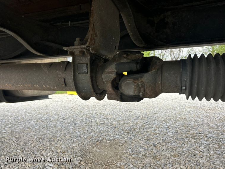 image for item FC5350 2013 Hino 338 box truck