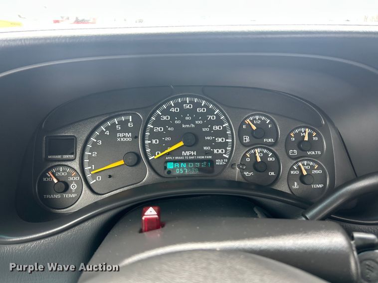 image for item FC5353 2001 GMC Sierra 2500HD pickup truck