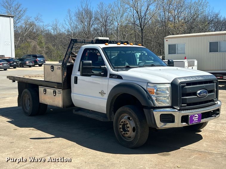 image for item FC5361 2015 Ford F550 XL Super Duty flatbed truck