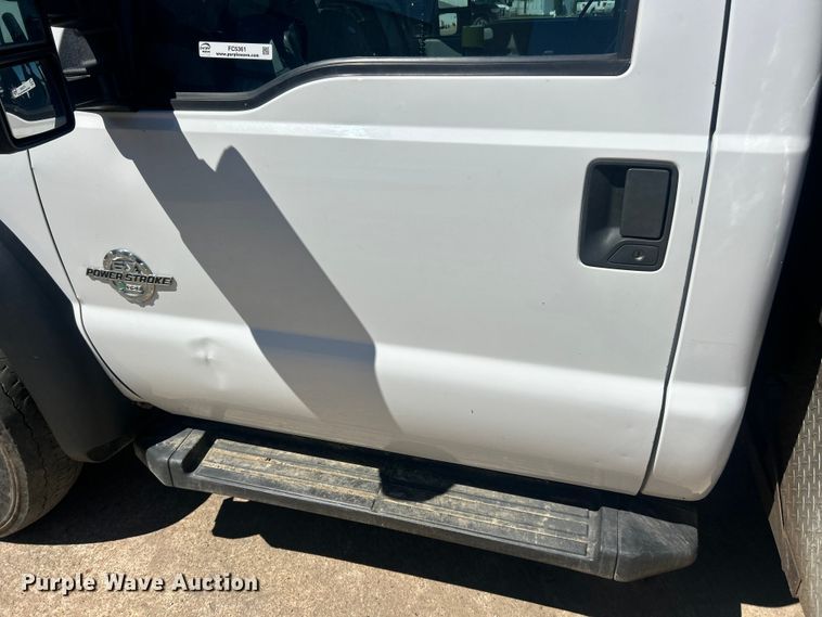 image for item FC5361 2015 Ford F550 XL Super Duty flatbed truck