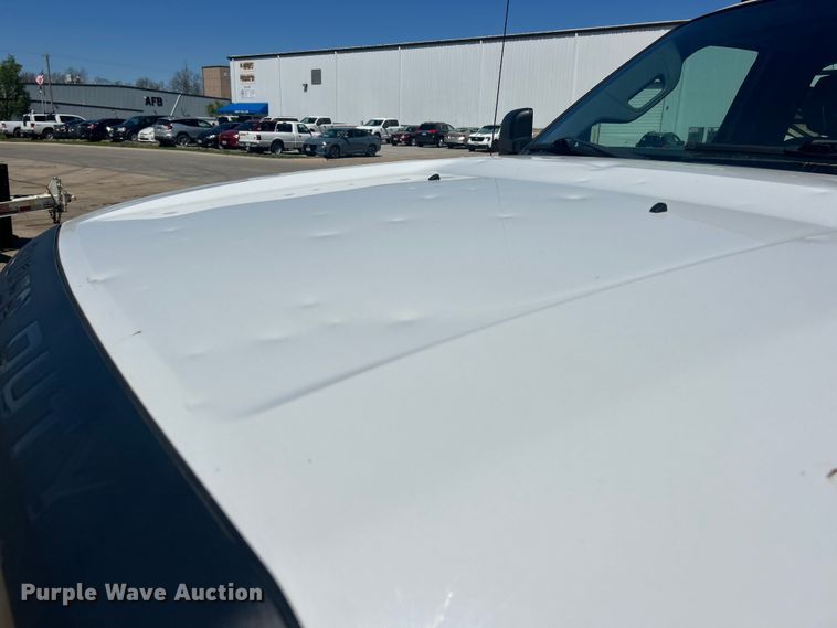 image for item FC5361 2015 Ford F550 XL Super Duty flatbed truck