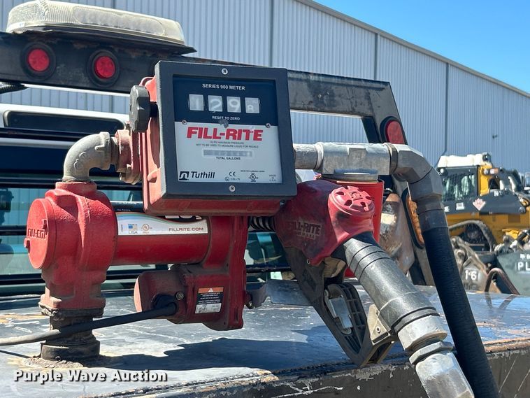 image for item FC5361 2015 Ford F550 XL Super Duty flatbed truck