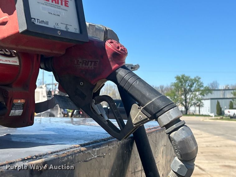 image for item FC5361 2015 Ford F550 XL Super Duty flatbed truck