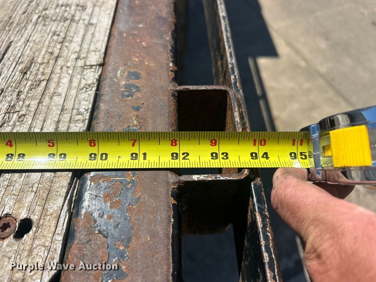 image for item FC5361 2015 Ford F550 XL Super Duty flatbed truck