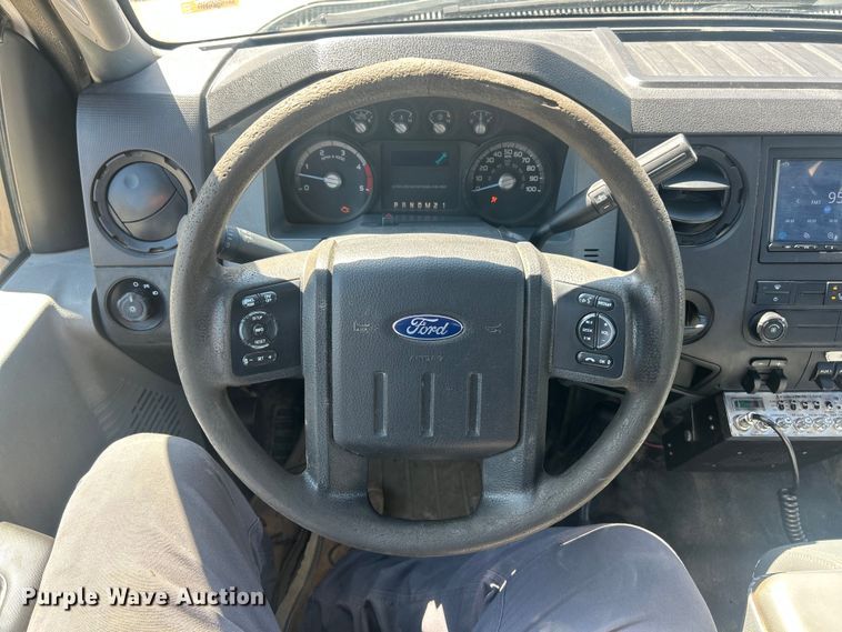 image for item FC5361 2015 Ford F550 XL Super Duty flatbed truck