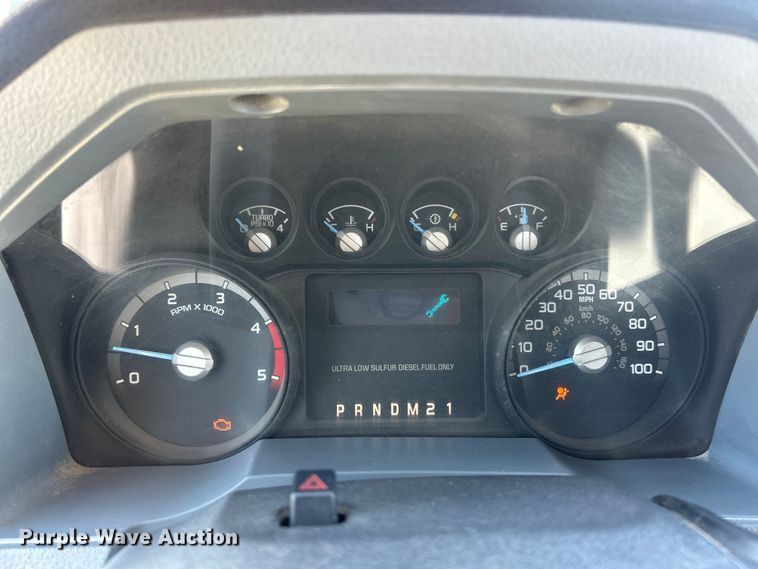 image for item FC5361 2015 Ford F550 XL Super Duty flatbed truck