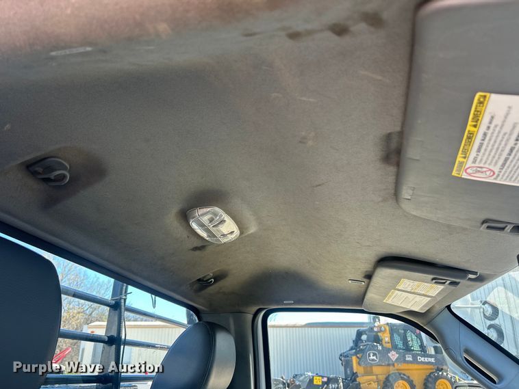 image for item FC5361 2015 Ford F550 XL Super Duty flatbed truck