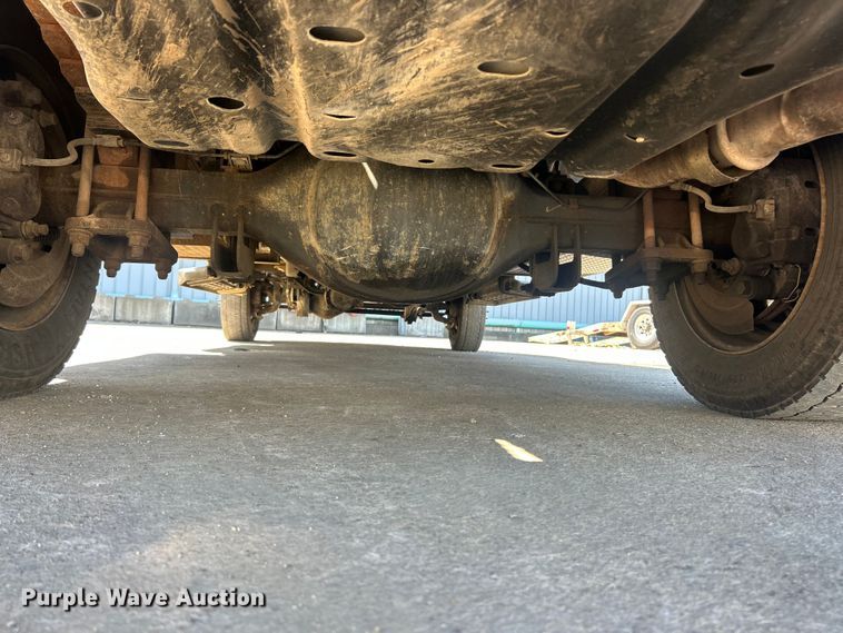 image for item FC5361 2015 Ford F550 XL Super Duty flatbed truck