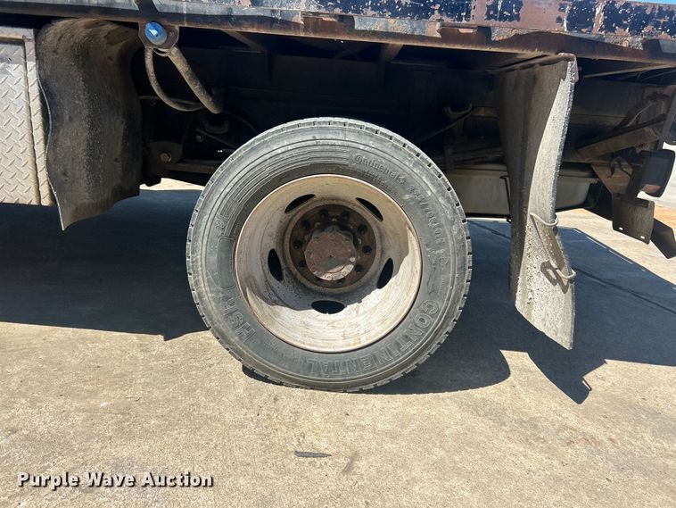 image for item FC5361 2015 Ford F550 XL Super Duty flatbed truck