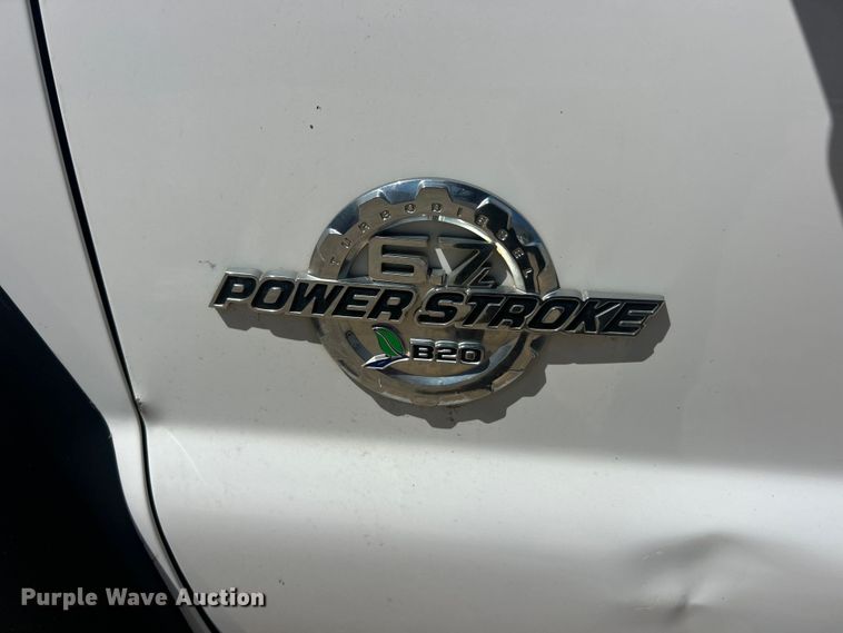 image for item FC5361 2015 Ford F550 XL Super Duty flatbed truck