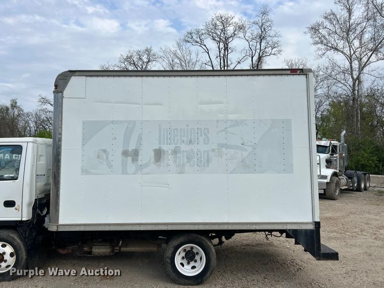 image for item FC5367 1995 Isuzu NPR box truck