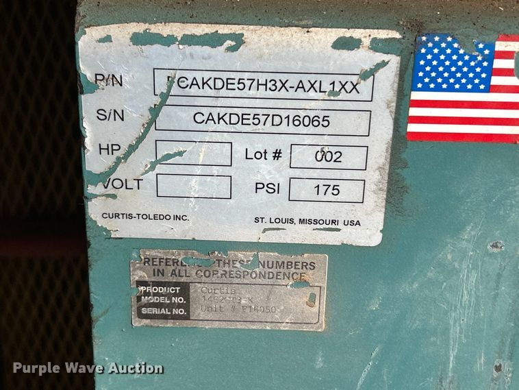 image for item FC5367 1995 Isuzu NPR box truck