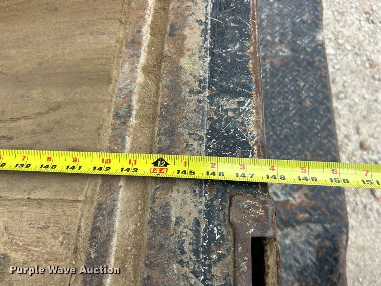 image for item FC5367 1995 Isuzu NPR box truck