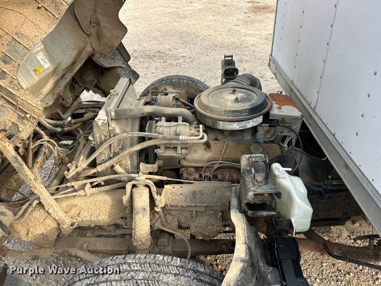 image for item FC5367 1995 Isuzu NPR box truck