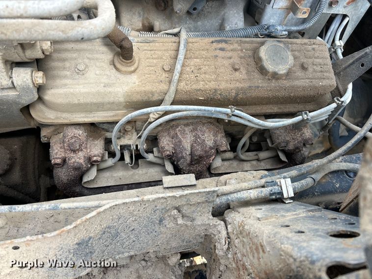 image for item FC5367 1995 Isuzu NPR box truck