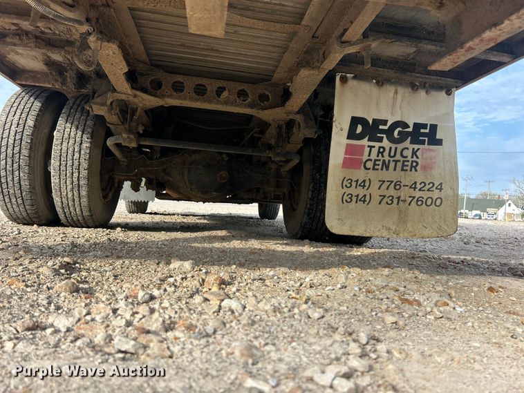 image for item FC5367 1995 Isuzu NPR box truck